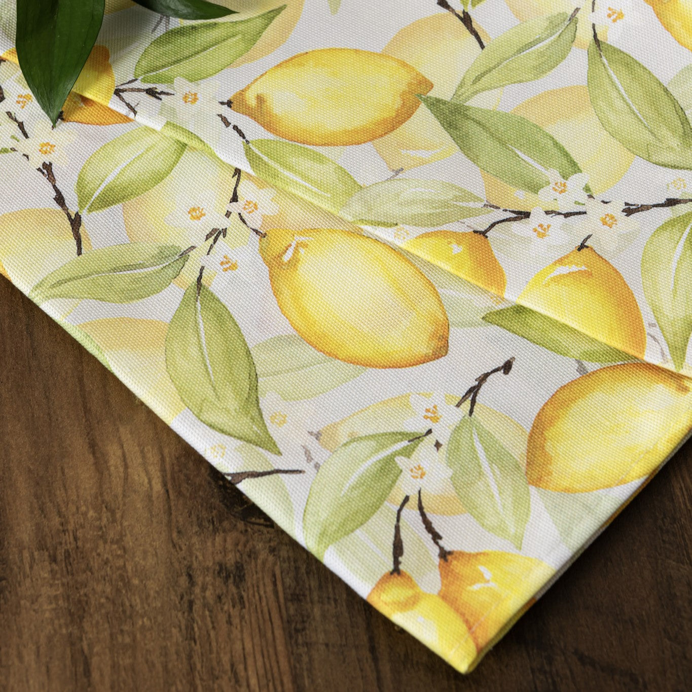 Summer Lemons Table Runner