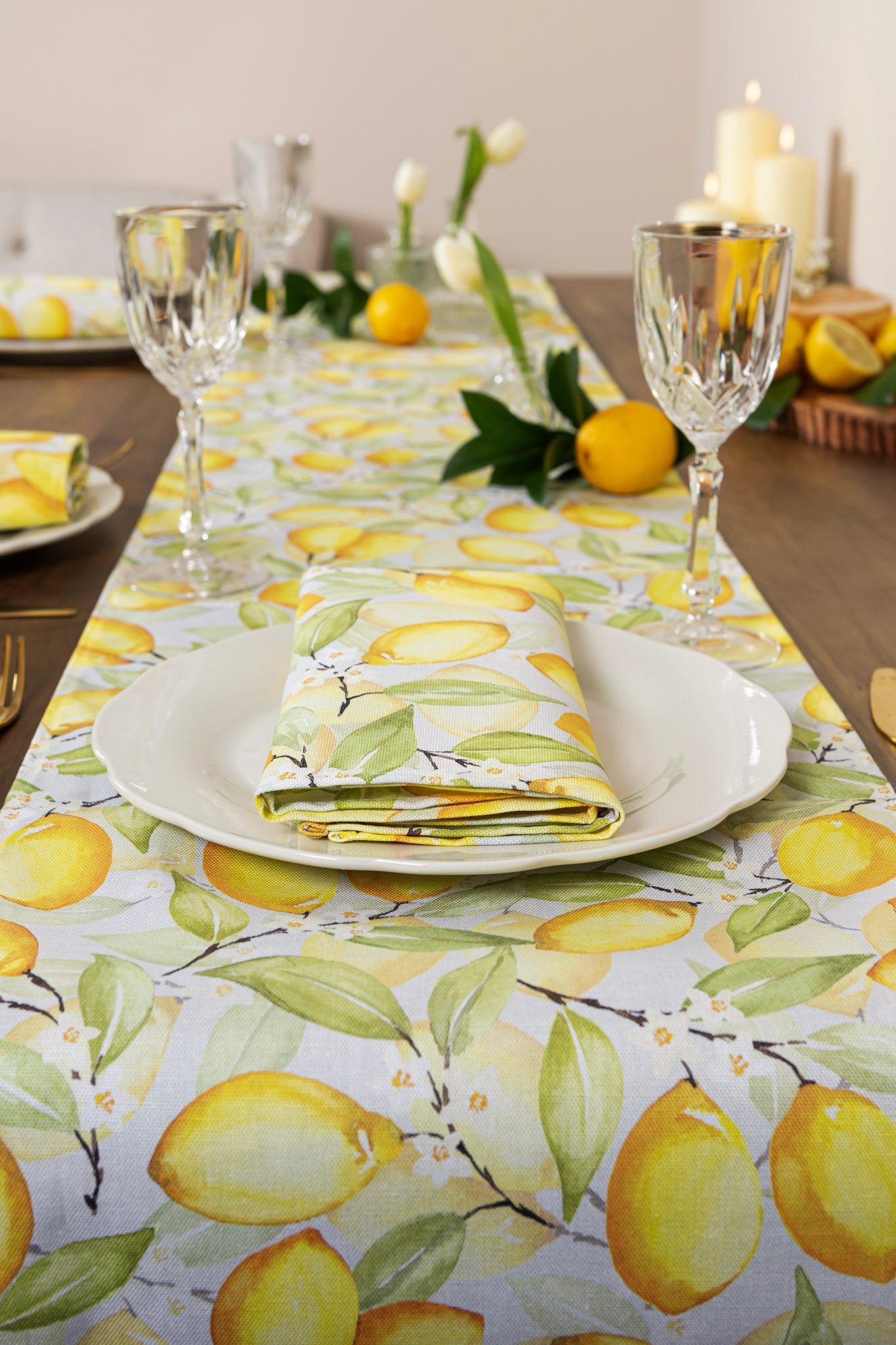 Summer Lemons Table Runner