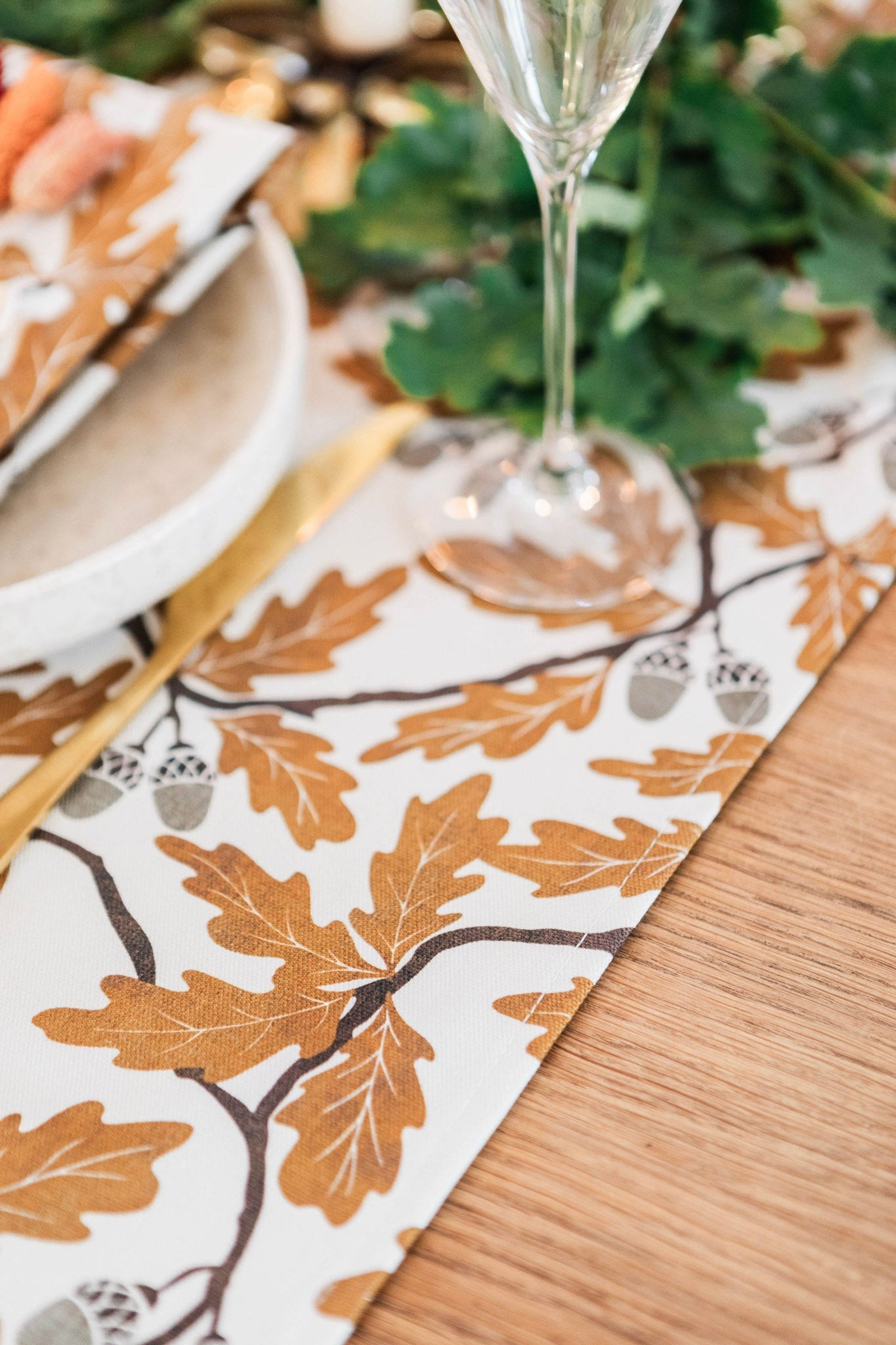Golden Oak Table Runner