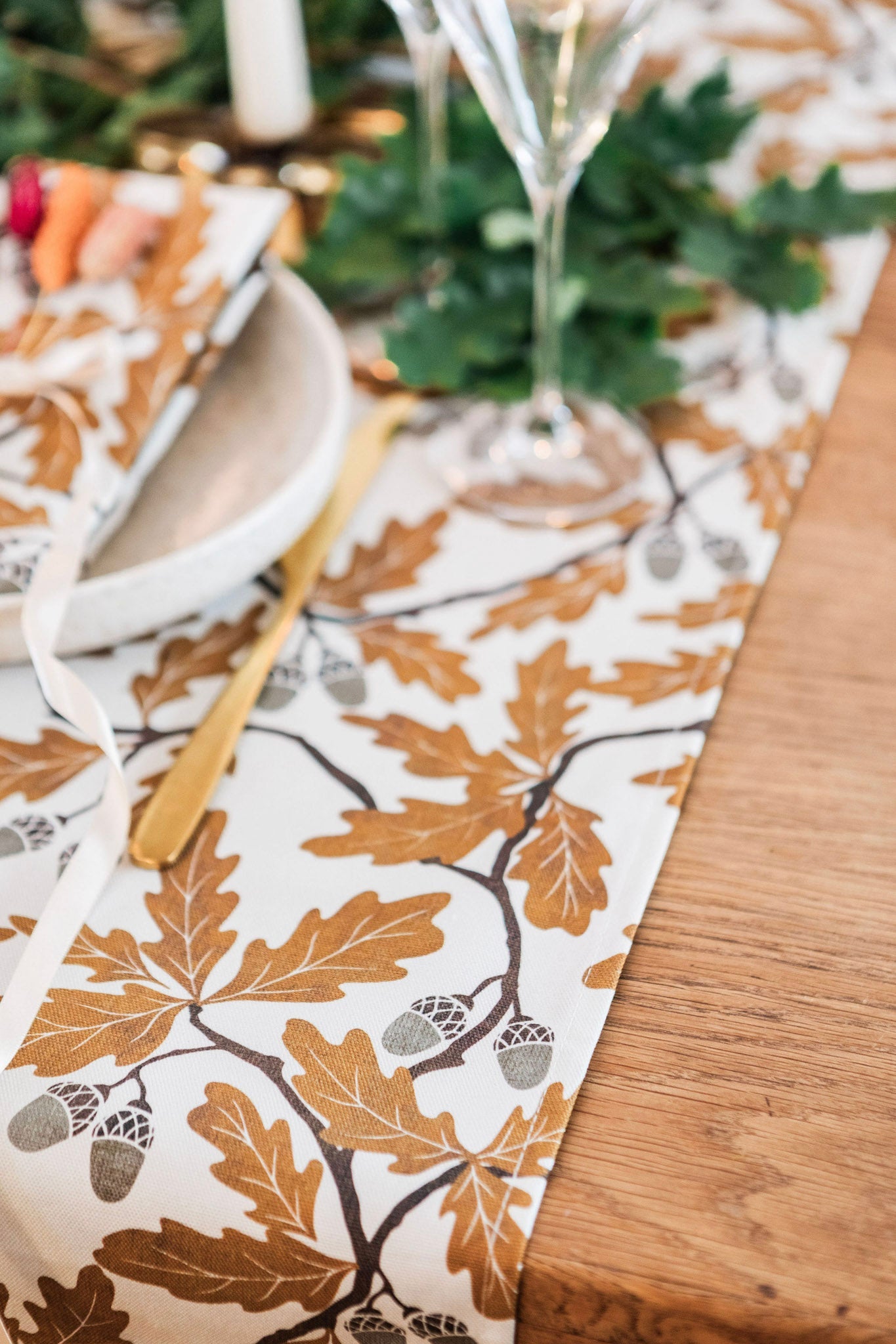 Golden Oak Table Runner
