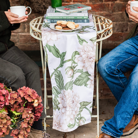 Dahlia Table Runner