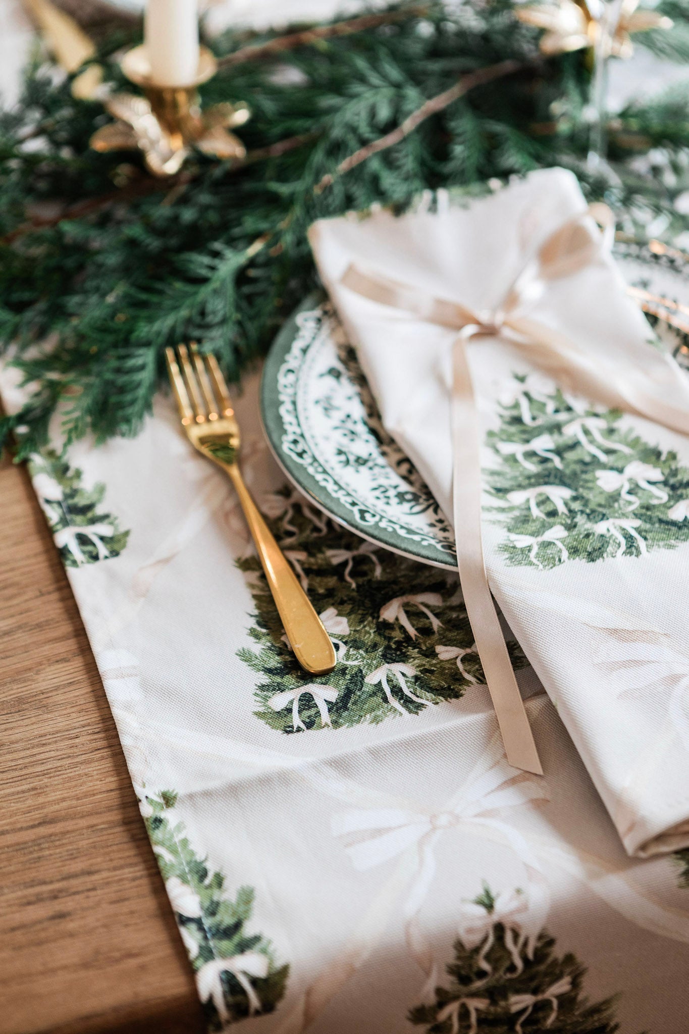Forest of Cream Table Runner