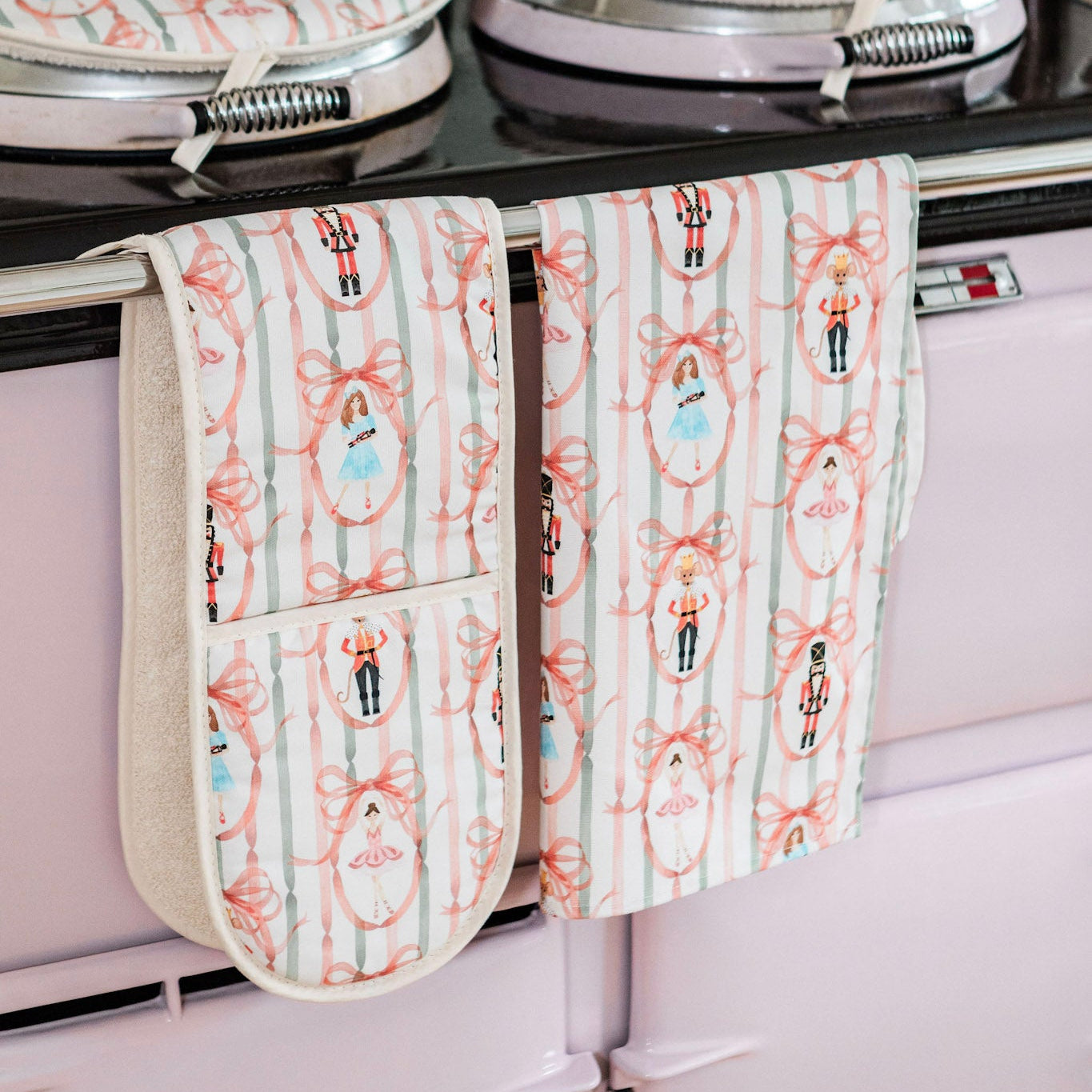 Candied Nutcracker Oven Glove - Despatching November