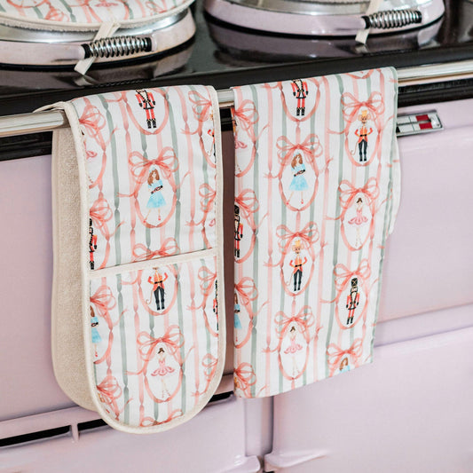 Candied Nutcracker Oven Glove - Despatching November