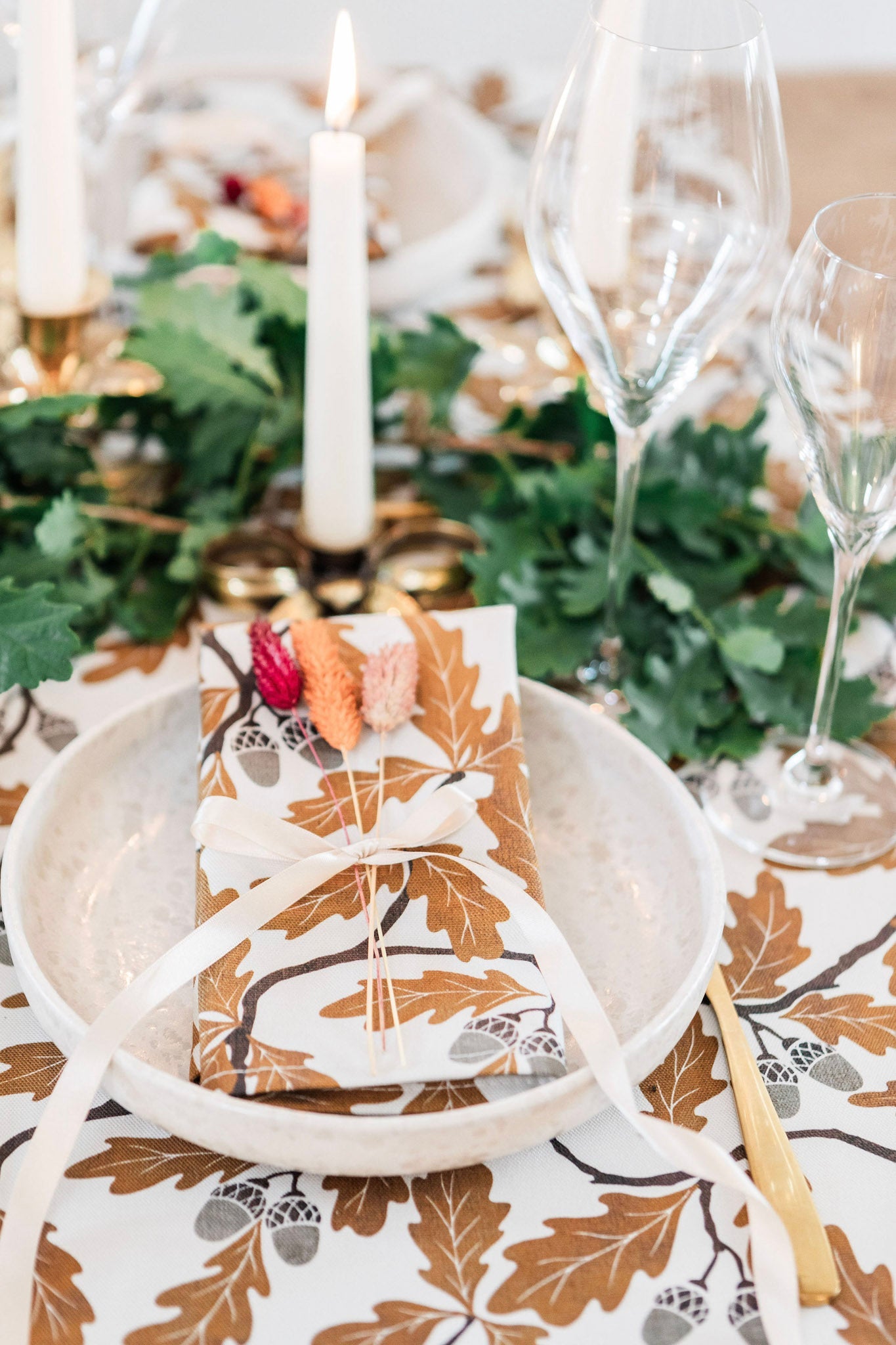 Golden Oak Napkin (Pair)