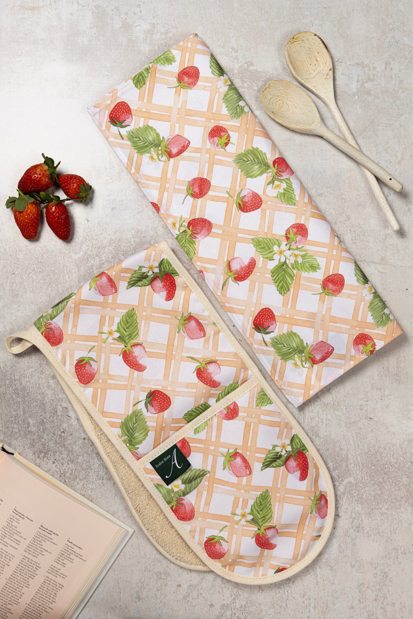 Strawberry Picnic Oven Gloves
