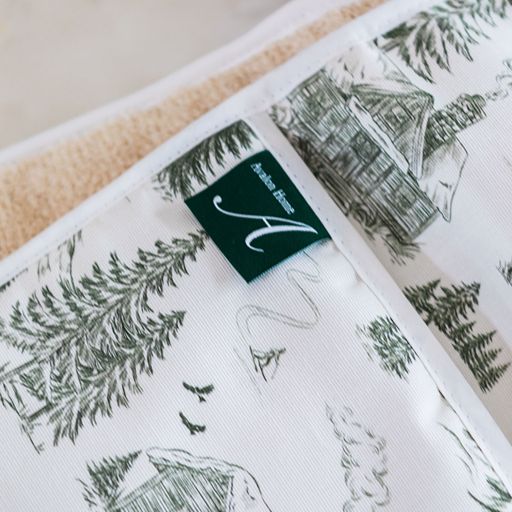 Festive Toile - Forest Oven Glove