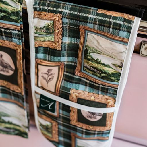 Northern Gallery Wall Oven Glove