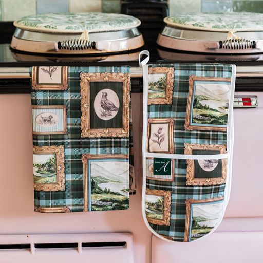 Northern Gallery Wall Oven Glove