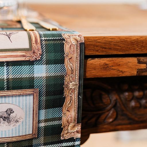 Northern Gallery Wall Table Runner