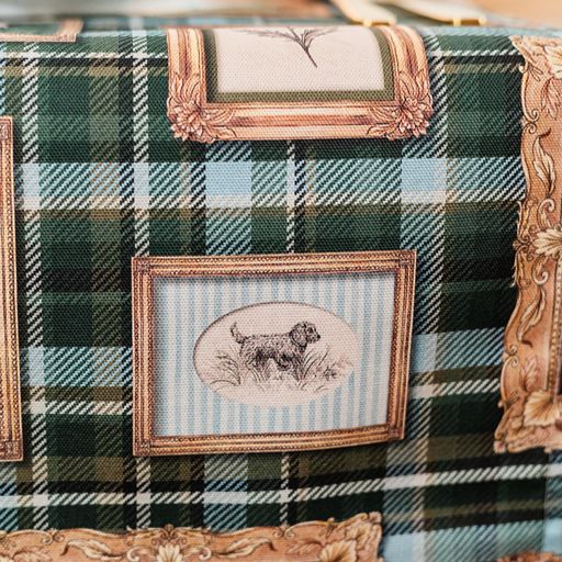 Northern Gallery Wall Table Runner
