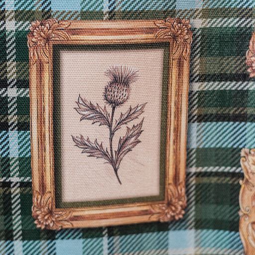 Northern Gallery Wall Table Runner