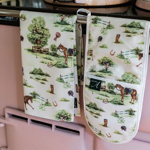 Horse Girl Chic Oven Glove