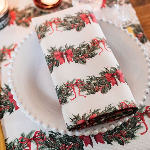 Sweeping Garlands Napkin (Pair)