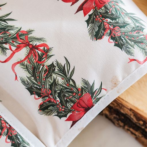 Sweeping Garlands Oven Glove- Shipping September