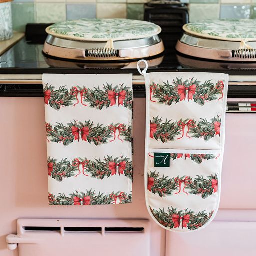 Sweeping Garlands Tea Towel