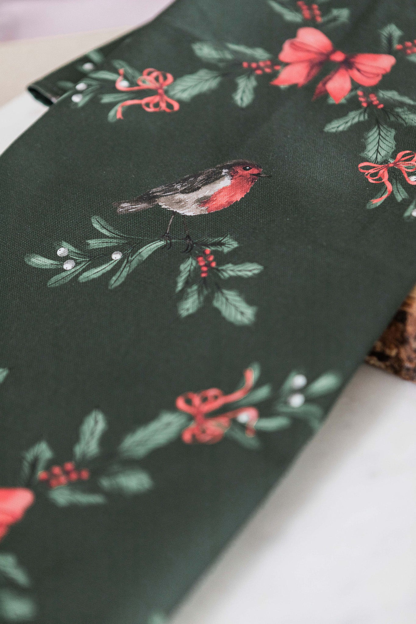 Green Garlands Tea Towel