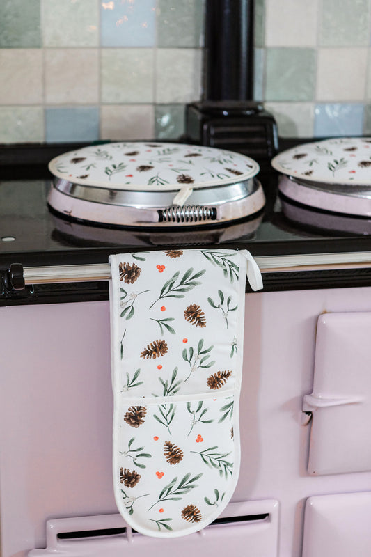 Red Mistletoe Oven Glove