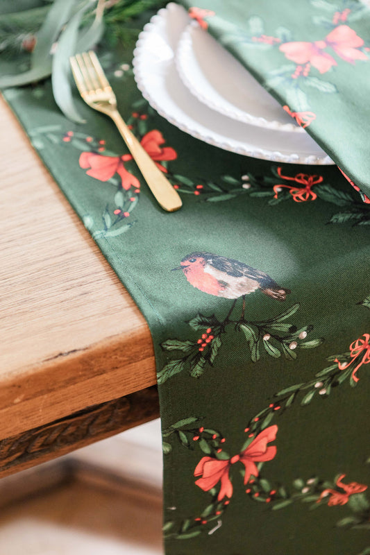Green Garlands Table Runner