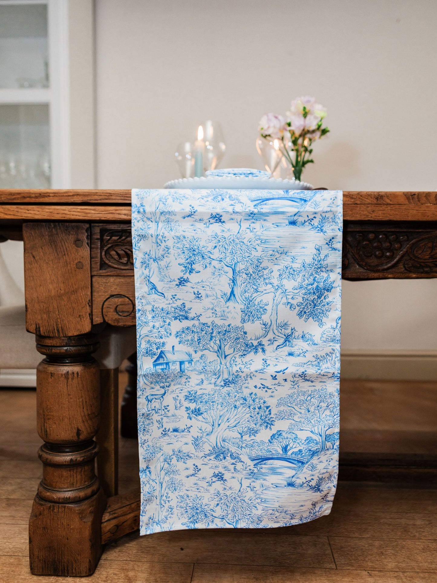 Toile de Jouy - Table Runner