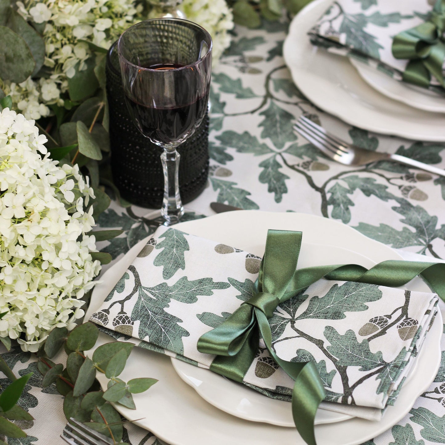 English Oak Napkins (Pair)