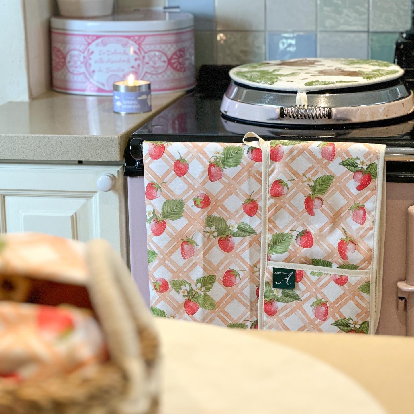 Strawberry Picnic Oven Gloves