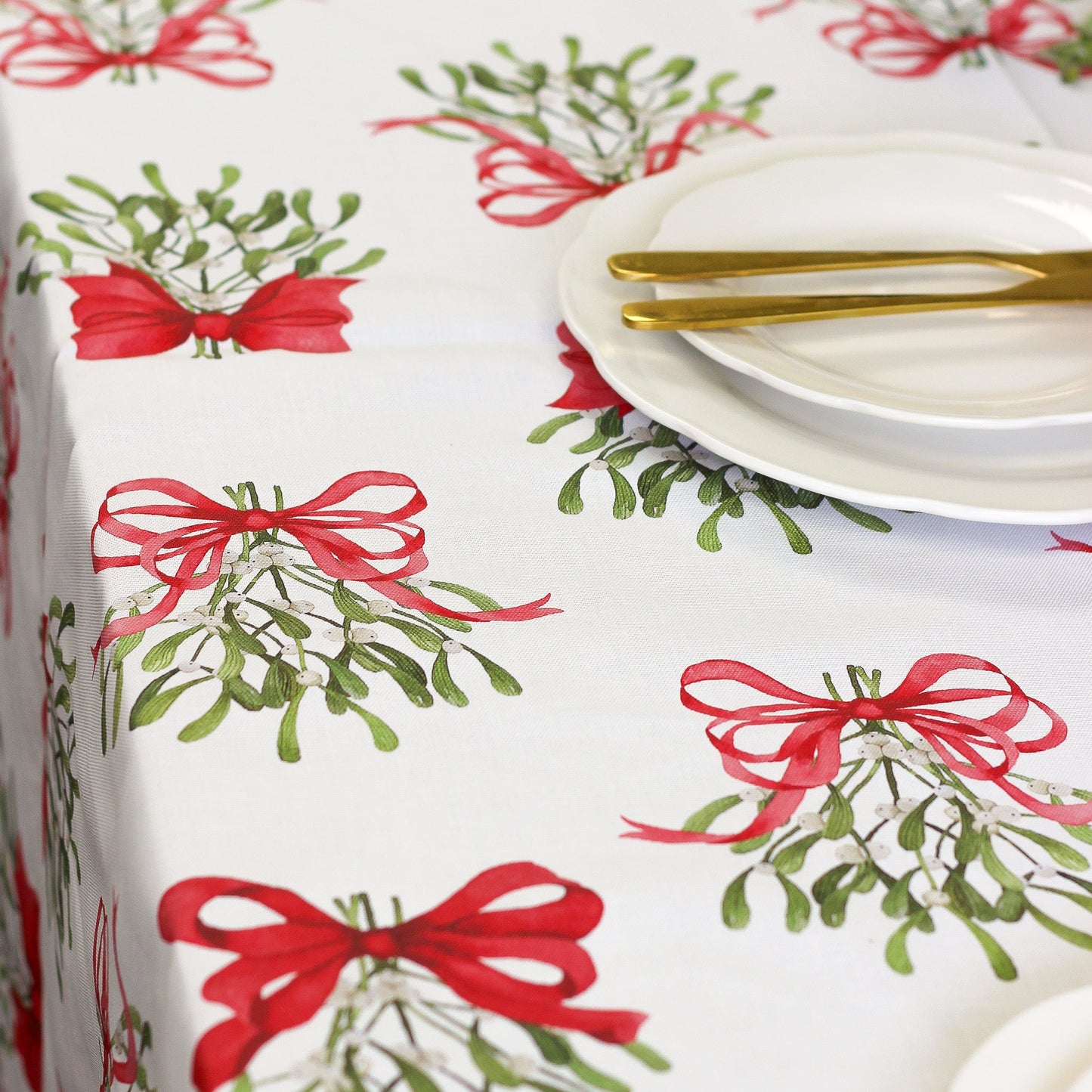 Cream Bows Tablecloth