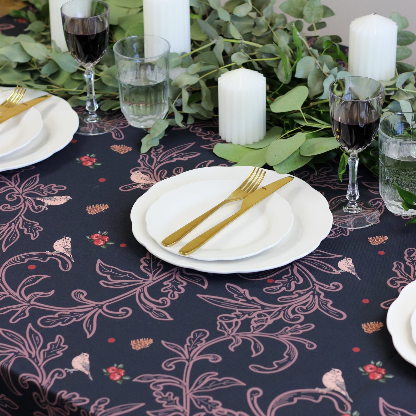 Navy Robins Tablecloth