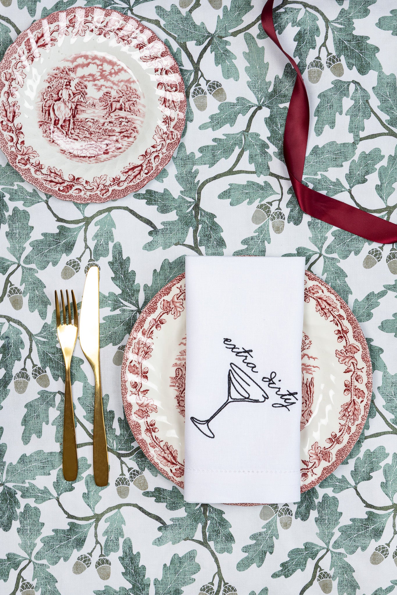 The Martini Collection - Embroidered Napkin Gift Set