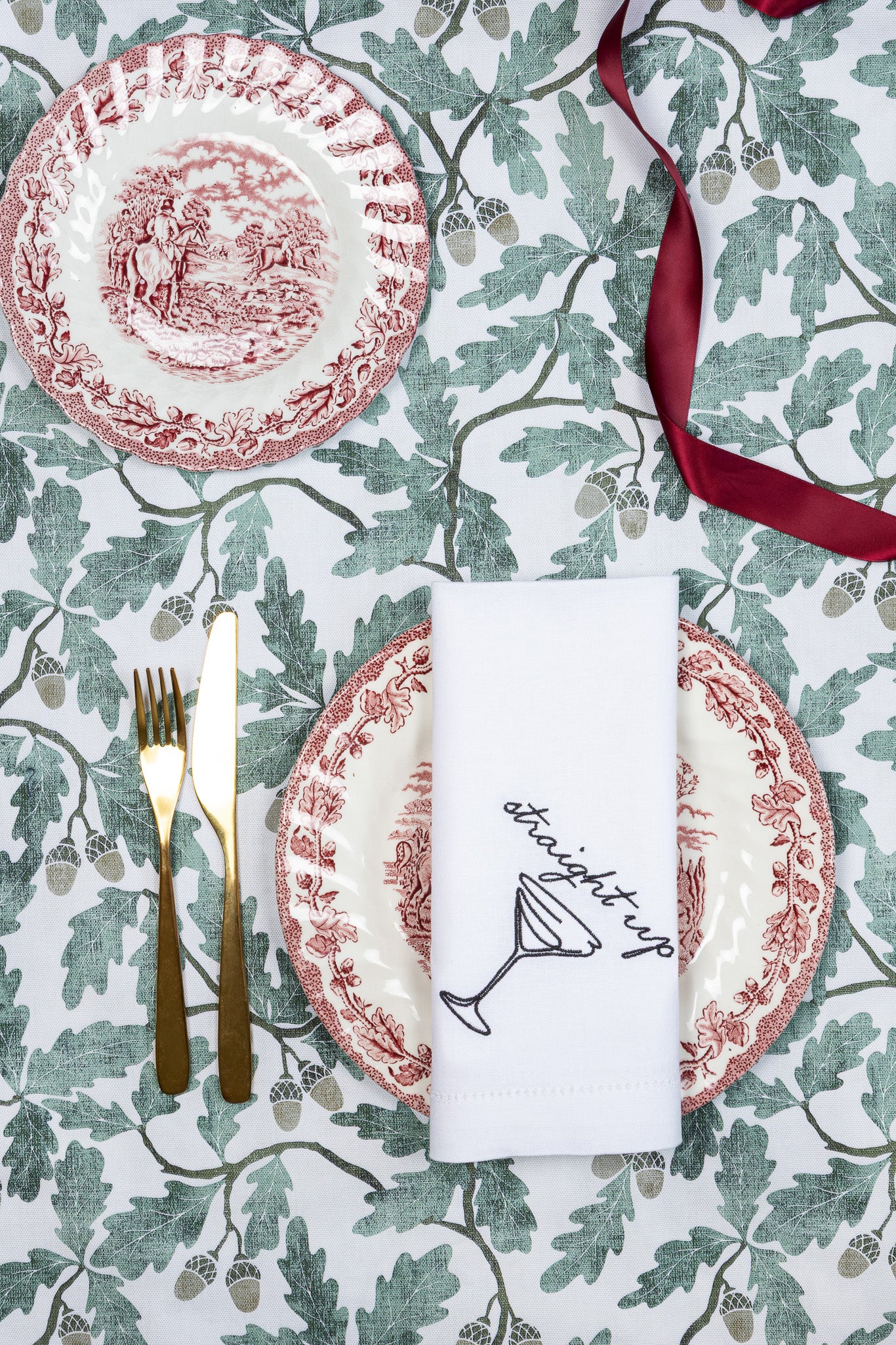 The Martini Collection - Embroidered Napkin Gift Set