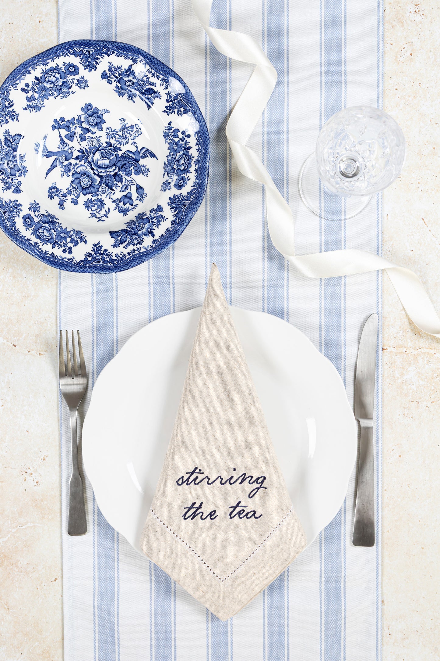 The Tea Collection- Embroidered Napkin Gift Set