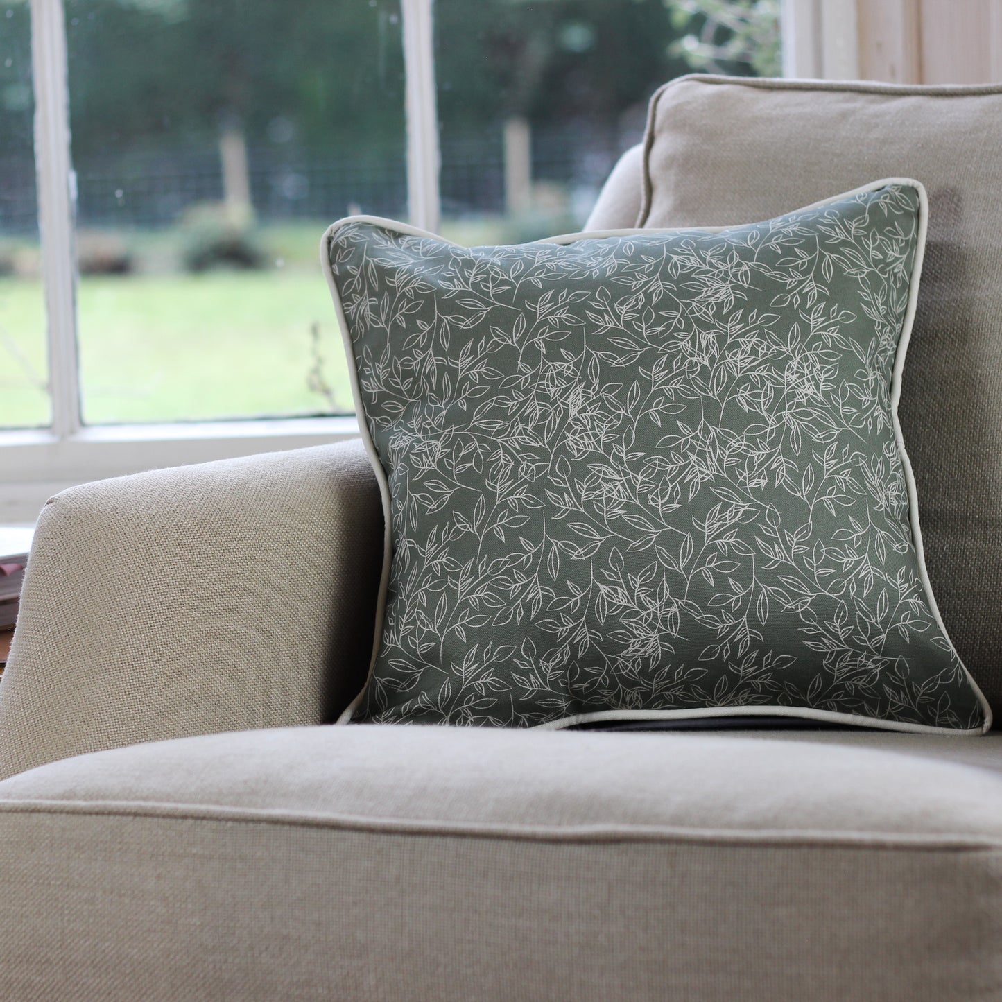 Botanical Cushion - Green