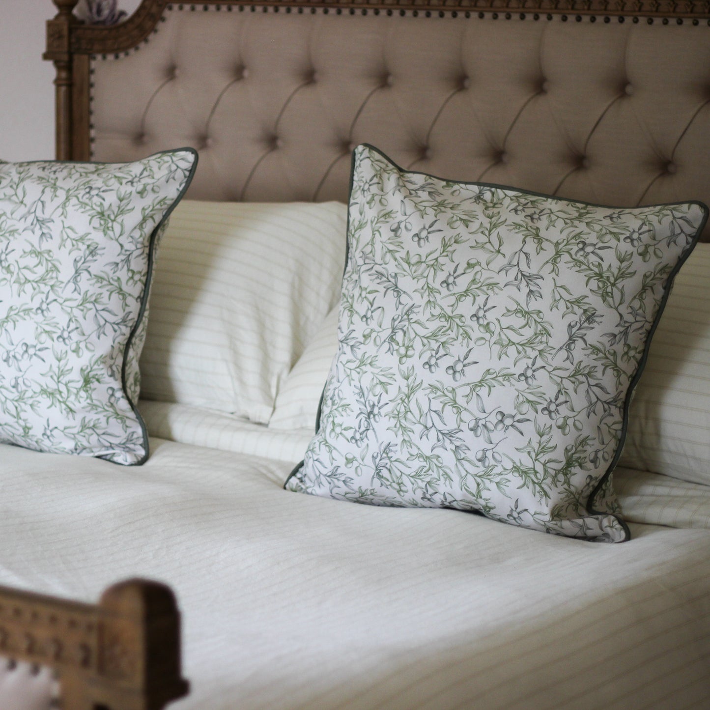 Botanical Cushion - Linen