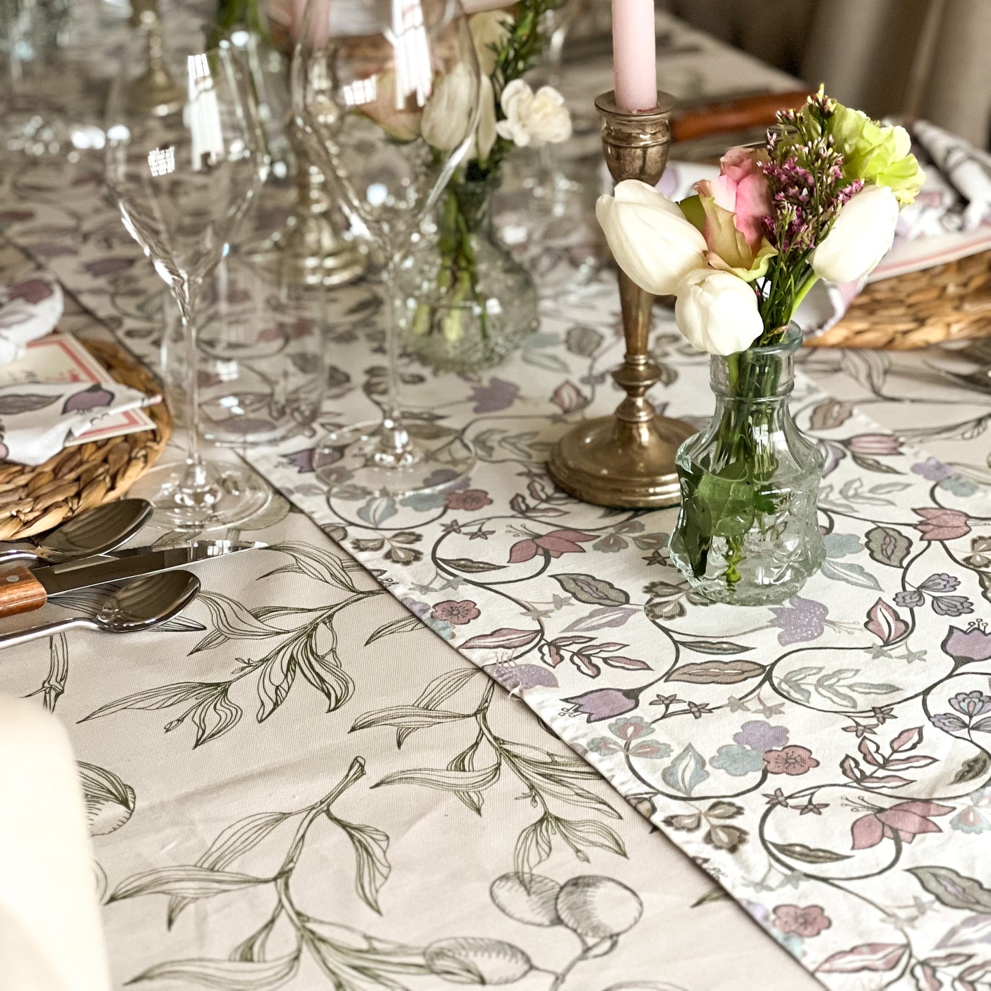 Botanical Tablecloth - Linen
